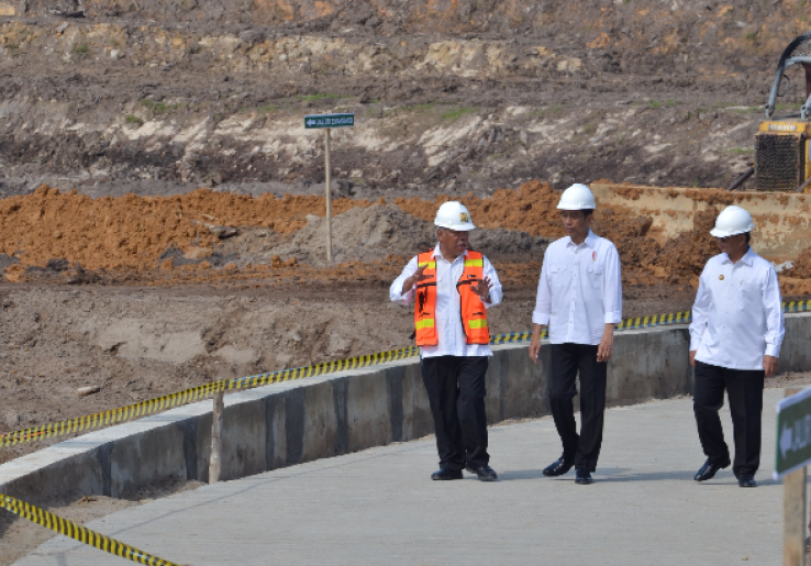 Presiden Jokowi Minta Pembangunan Embung Rawa Sari Selesai 2018