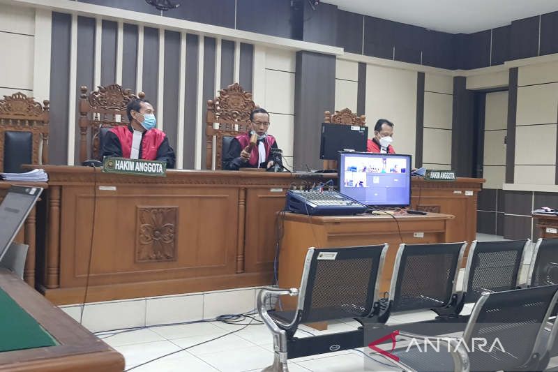 Bupati Budhi Sarwono Bantah Terima Fee dari Kontraktor