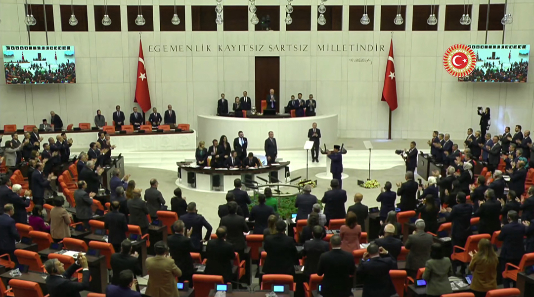 Prabowo Pidato di Parlemen Turkiye, Suarakan Dukungan ke Palestina