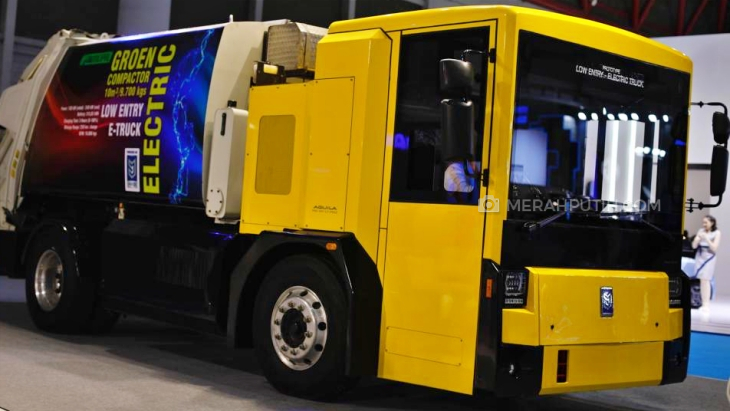 MAB Kembali Perkenalkan Aquila, Truk Sampah Elektrik Bebas Bau