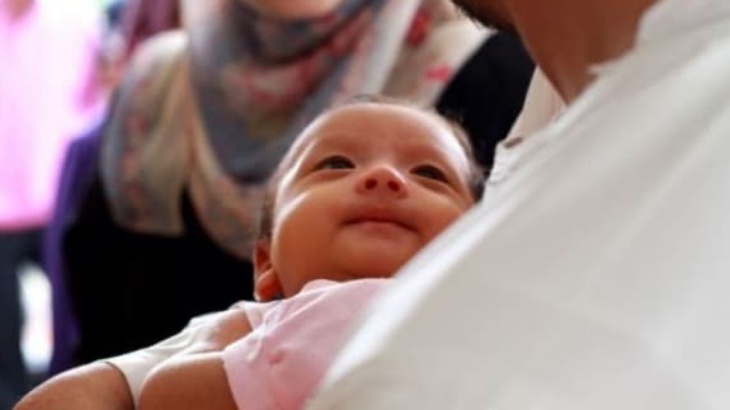 Moana, Upacara Menyambut Kelahiran Bayi Suku Pamona di Sulawesi