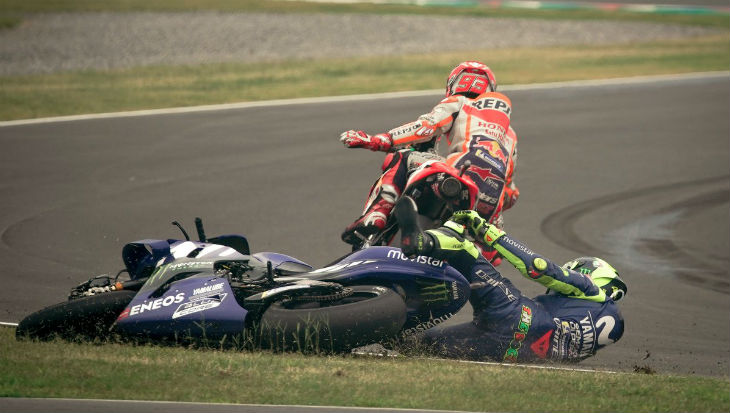 Video Momen Staf Yamaha Hadang Marquez yang Ingin Minta Maaf ke Rossi