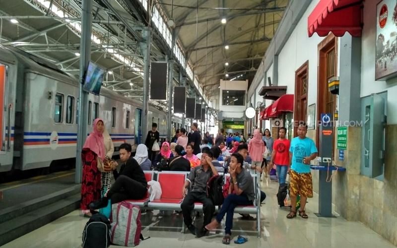 Polisi Mulai Cegah Warga Jakarta Mudik ke Luar Kota