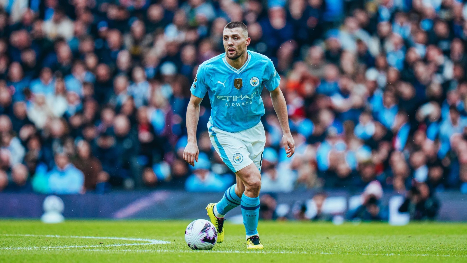 Hadapi Juventus, Pep Guardiola Tak Janji Mainkan Kovacic dan Foden