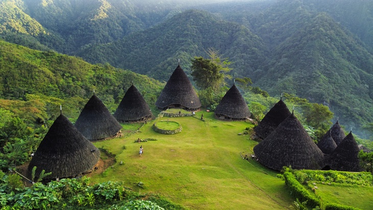 Intip Keindahan Desa Wae Rebo NTT, Surga di atas awan