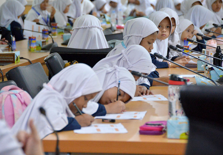 Cegah Kesenjangan Layanan, DPRD Minta Pemprov DKI Perbaiki Sekolah Swasta Gratis 
