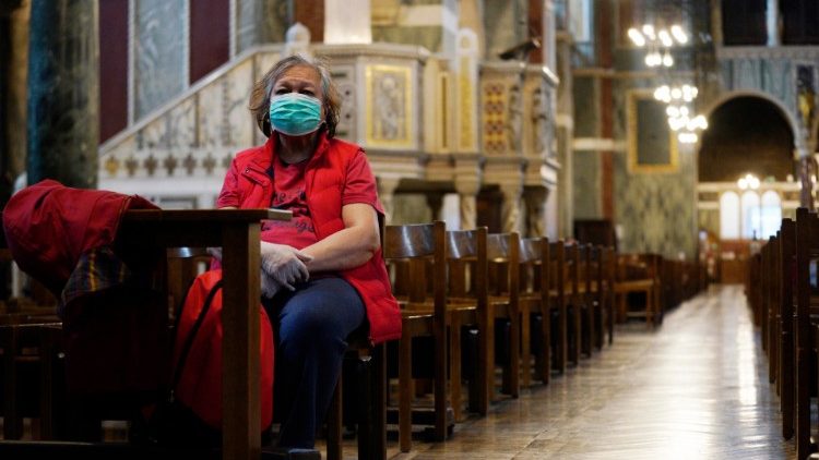 Vatikan Putuskan Misa Pekan Suci dan Paskah Tanpa Kehadiran Umat