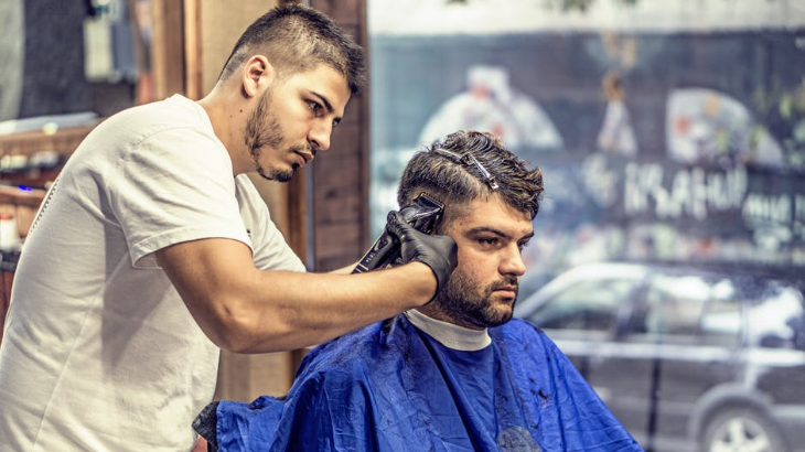  Biar Ganteng Maksimal, Lakukan ini di Barbershop