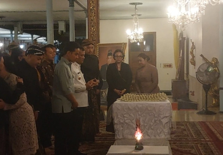 Wapres Gibran Melayat PB XIII, Ditemani Gubernur dan Kapolda Jateng