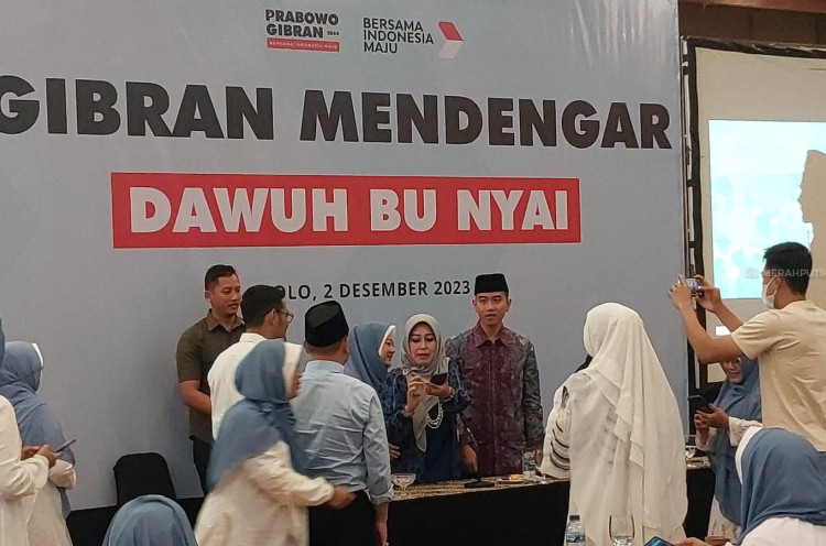 Kampanye Perdana di Solo, Gibran Hadiri Deklarasi Ibu Nyai Ponpes Dukung Prabowo