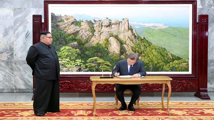 Pesawat Kargo Korea Utara Tiba di Singapura