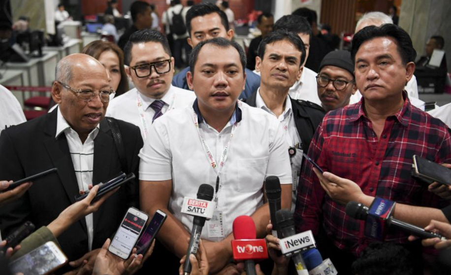 Mengapa Klaim Angka Kemenangan Prabowo-Sandi Selalu Berubah-ubah?