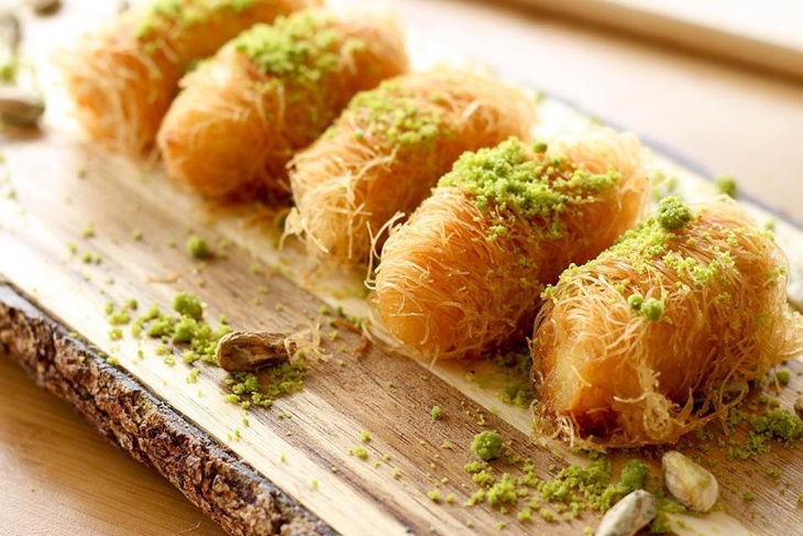 Kue Tradisional dan Filosofinya di Setiap Hajatan