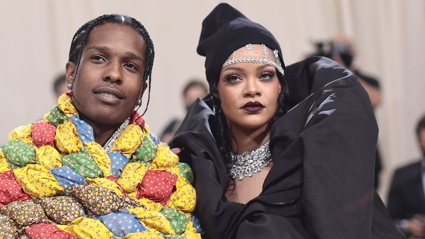 A$AP Rocky dan Rihanna pada Met Gala 2021. (Foto Complex)