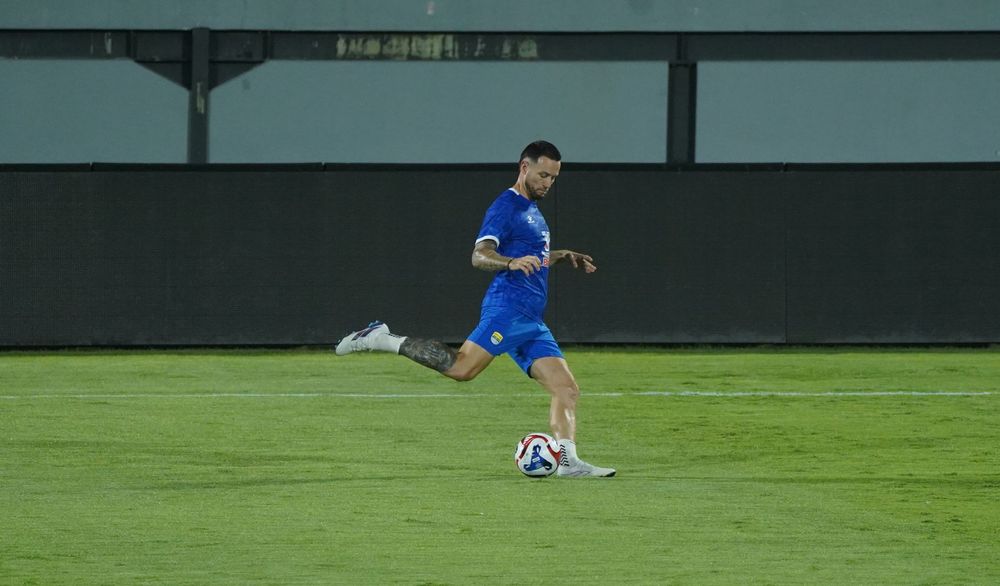 Marc Klok Tegaskan Persib Mulai dari Nol Lagi Melawan Bali United