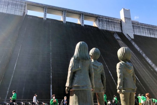 museum attack on titan