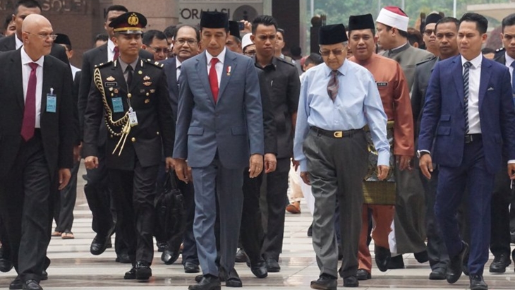Perdana Menteri Malaysia Mahathir Mohamad Hadiri Pelantikan Jokowi