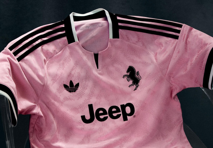 Juventus Bikin Kejutan, Jersey Away 2026/27 Tampil dengan Warna Pink dan Motif Zebra