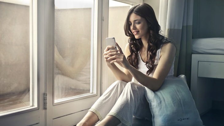 Chat dengan Kekasih Jangan Sampai Kaku, Begini Caranya
