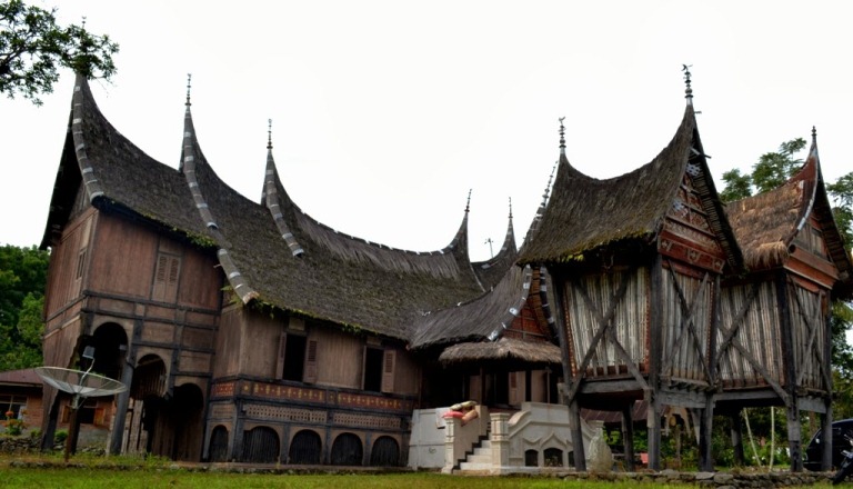 Restorasi Saribu Rumah Gadang Demi Kejayaan Tanah Minang