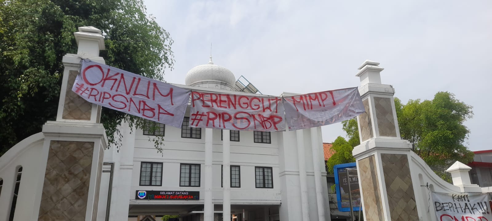 Terancam Gagal Daftar PTN Jalur Prestasi, Siswa SMKN 2 Solo Gelar Demo