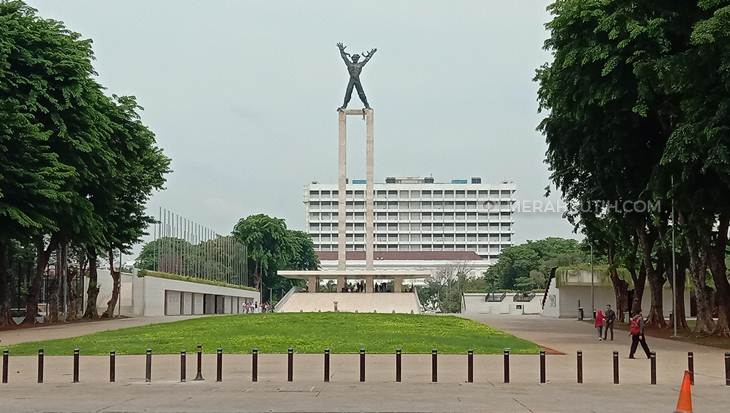 Pohon Natal Milik Pemprov DKI di Lapangan Banteng Belum Terlihat