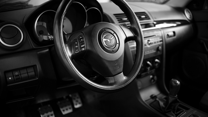 Mobil Manual Butuh Perlakuan Khusus