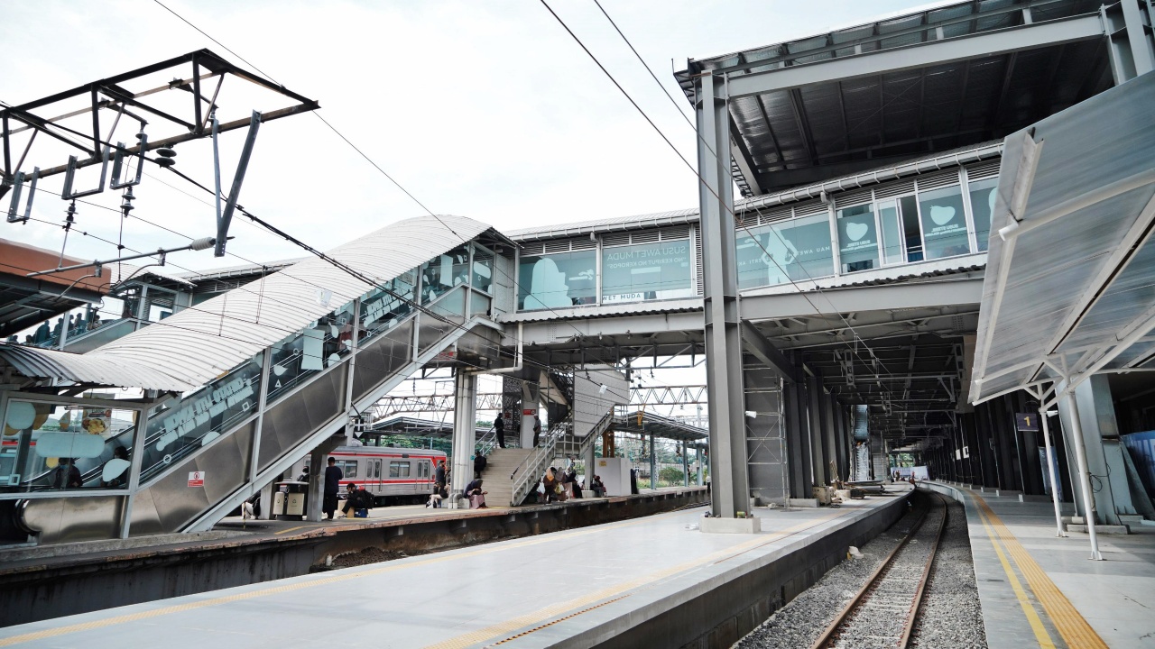 Bangunan Baru Stasiun Tanah Abang Resmi Beroperasi, KAI Lakukan Penyesuaian Alur Penumpang Commuter Line