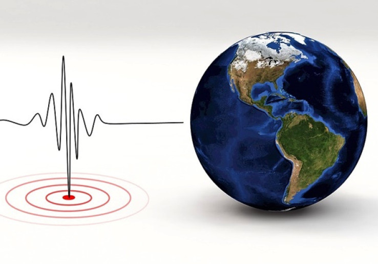Gempa Laut Sulawesi Magnitudo 7,7 Picu Tsunami Mikro, Warga Jangan Nekat Mendekat Pelabuhan