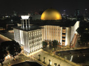 Masjid Istiqlal Sediakan Lahan Parkir bagi Jemaat Gereja Katedral saat Misa Natal