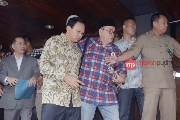 Majelis Hakim Tolak Eksepsi Ahok