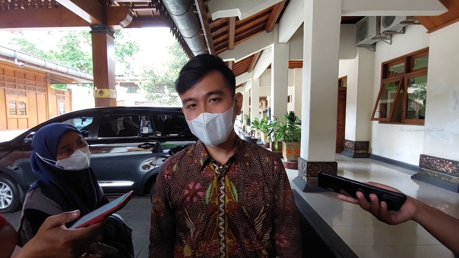 UMK Solo Cuma Naik 1 Persen, Gibran: Cukup Oke Dibandingkan Kota Lain
