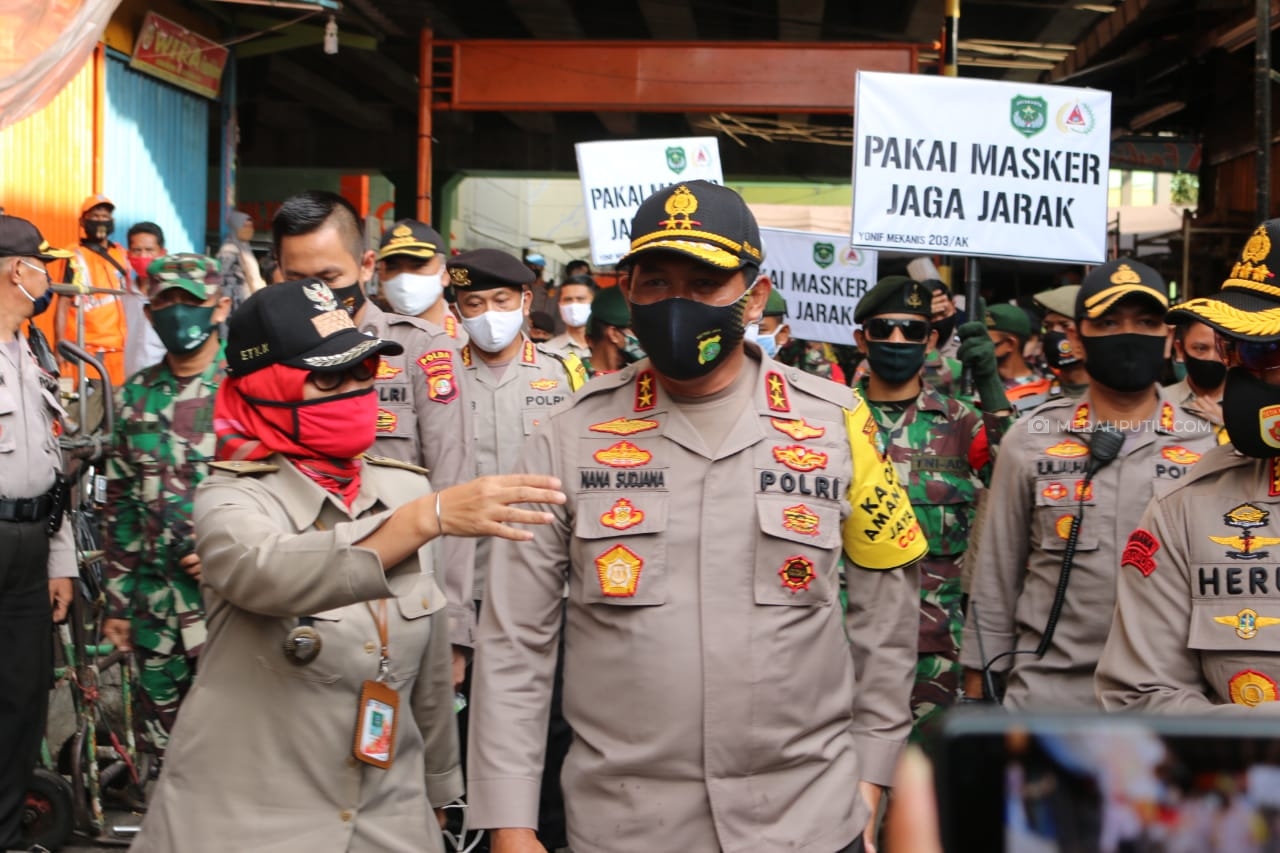 Kapolda Metro Jaya Pantau Penerapan Protokol Kesehatan di Sejumlah Mal