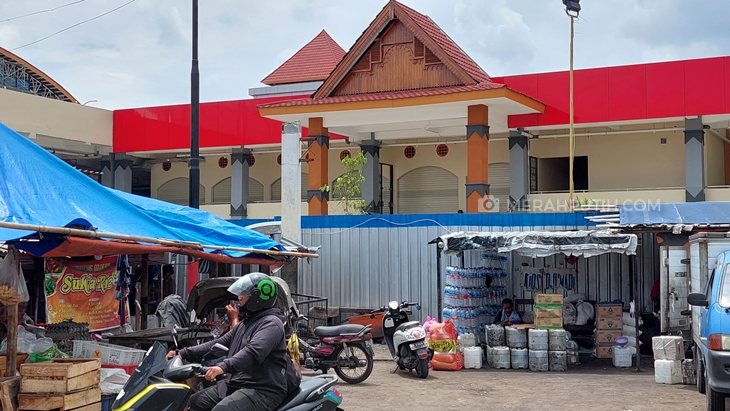Gibran Tunda Peresmian Pasar Legi