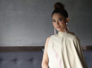 Karena Kakak Kandung, Bunga Jelitha Tunda Pernikahan dengan Syamsir Alam
