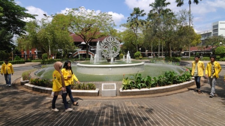 72 Tahun yang Lalu Universitas Indonesia Memulai Perkuliahannya