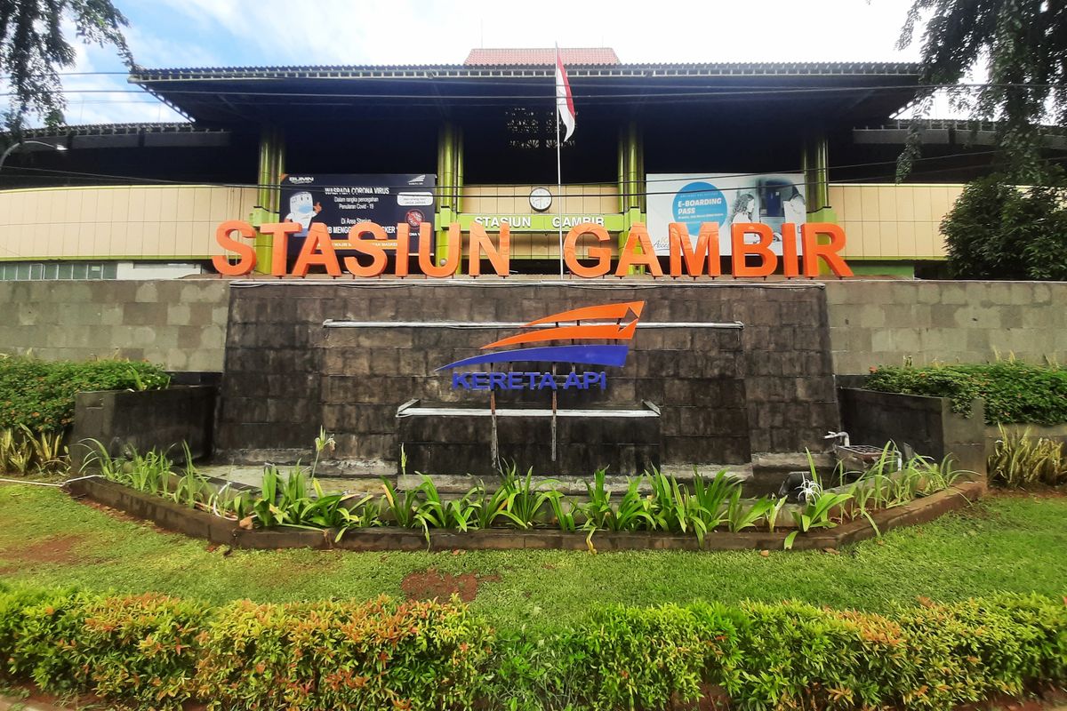 Stasiun Gambir Diperluas, Terkoneksi KRL, LRT hingga Kereta Cepat Whoosh