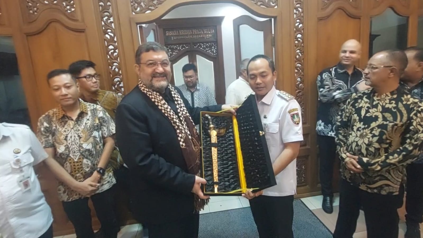 Pemkot Solo dan Iran Jalin Kerja Sama Sister City, Perang Usai Bakal Kunjungi Iran