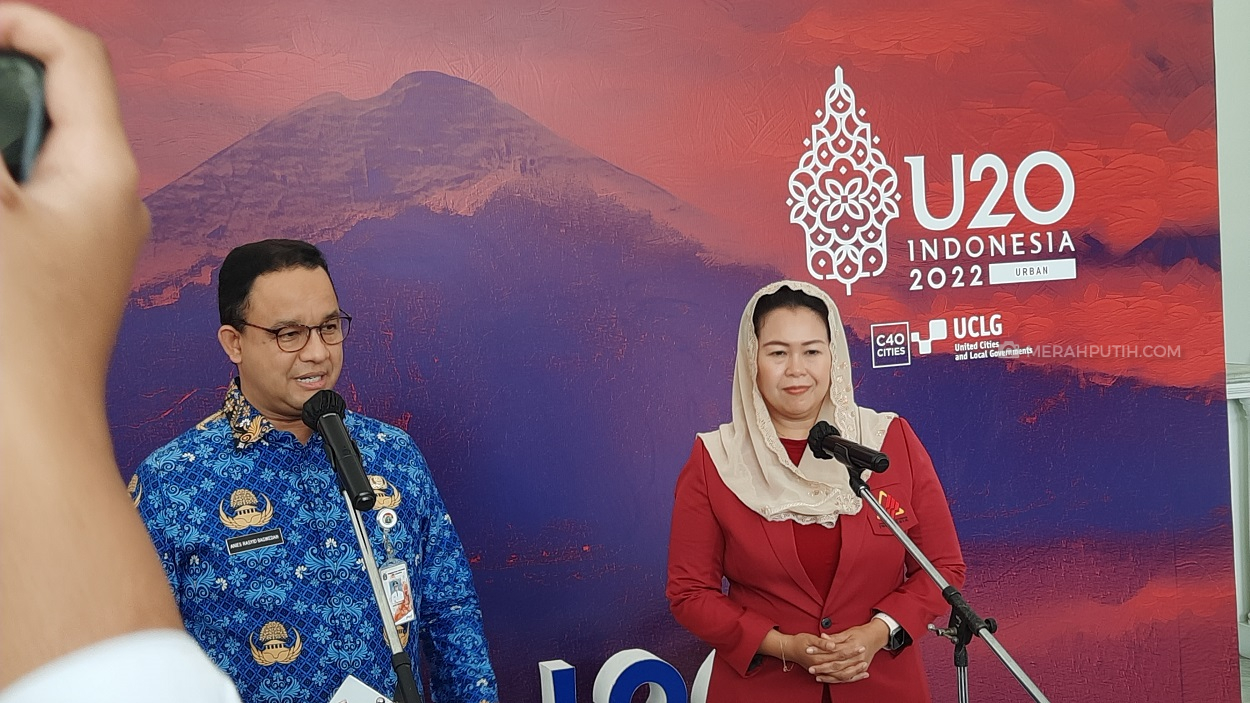 Yenny Wahid Temui Anies di Balai Kota, Bahas Piala Dunia Panjat Tebing 2022