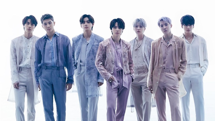 'Break the Silence: The Movie' Bikin Army Terpesona