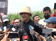 Ganjar Senang Bertemu Cak Imin saat Ziarah ke Makam Mbah Bisri di Jombang