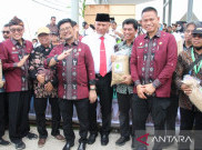 Kementan Bagikan 4 Ton Benih Padi Hadapi Kekeringan