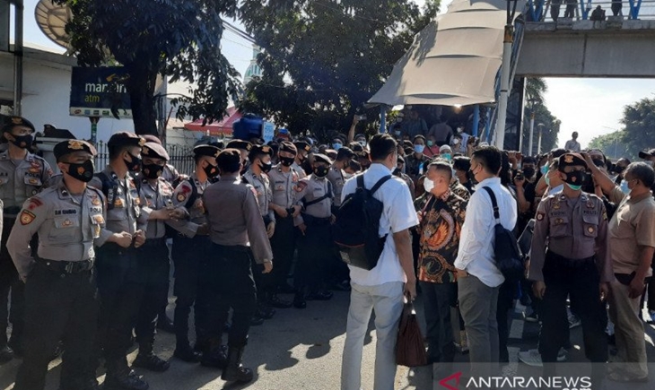 Hari Ini Rizieq Shihab Kembali Diadili Bersama Menantunya