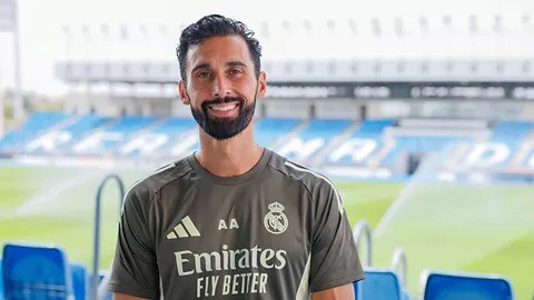 Alvaro Arbeloa Gantikan Xabi Alonso di Real Madrid, Bagaimana Gaya Mainnya?