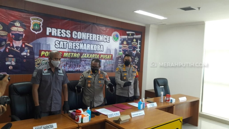 Konferensi pers penangkapan Nia Ramadhani dan Ardi Bakrie terkait dugaan penyalahgunaan narkoba. (Foto: MP/Kanugrahan)