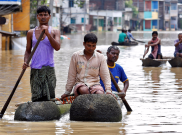 Banjir dan Longsor Akibat Hujan Lebat Tewaskan 30 Orang