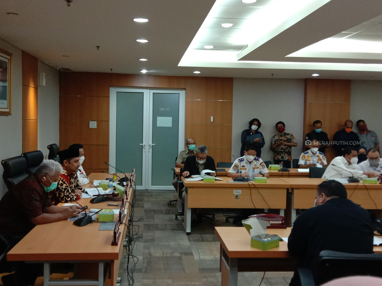 Komisi B Beri Sejumlah Rekomendasi ke TransJakarta
