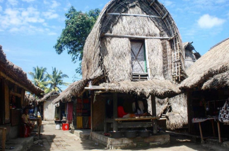 Mengenal Kehidupan Suku Sasak di Desa Sade Lombok Tengah
