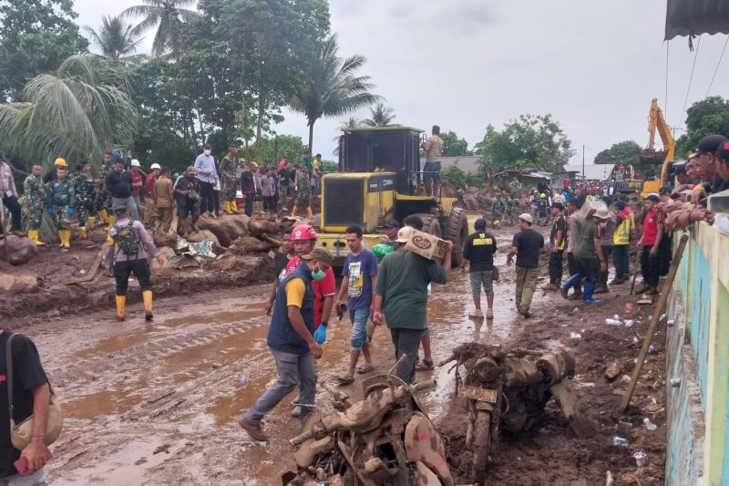 Banjir Bandang Kota Ternate, 2 dari 3 Warga yang Hilang Berhasil Dievakuasi