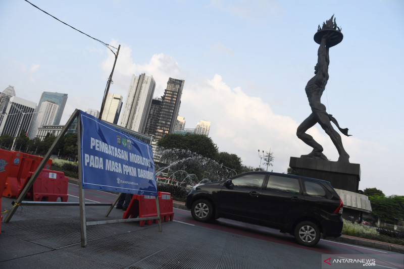 DPR Nilai Perpanjangan PPKM Bikin Rakyat Bingung dan Galau